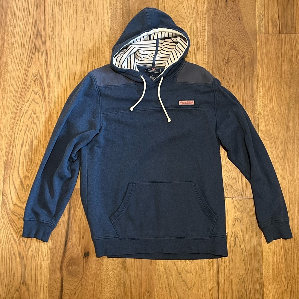 Vineyard Vines Pullover Hoodie - Men’s Large